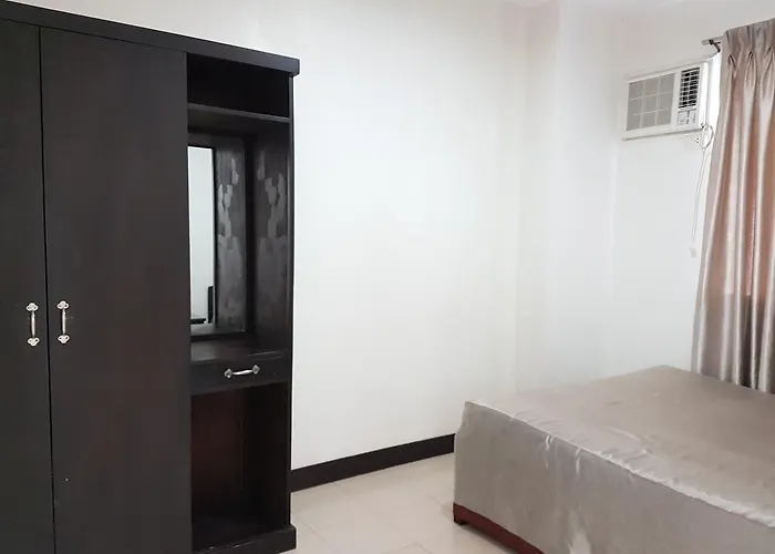 Strawberry Residences 3*