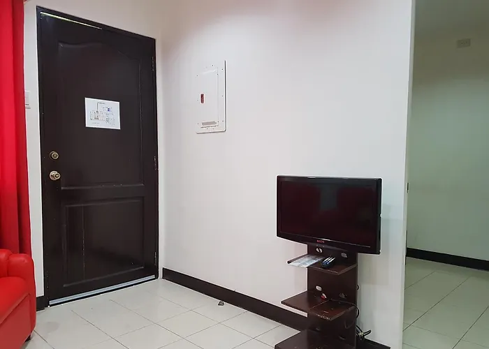 Strawberry Residences Aparthotel
